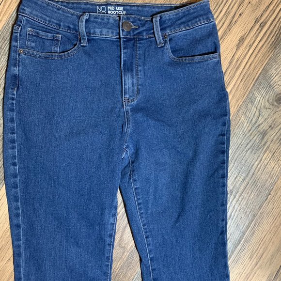 No Boundaries Jeans No Boundaries Midrise Bootcut Medium Wash